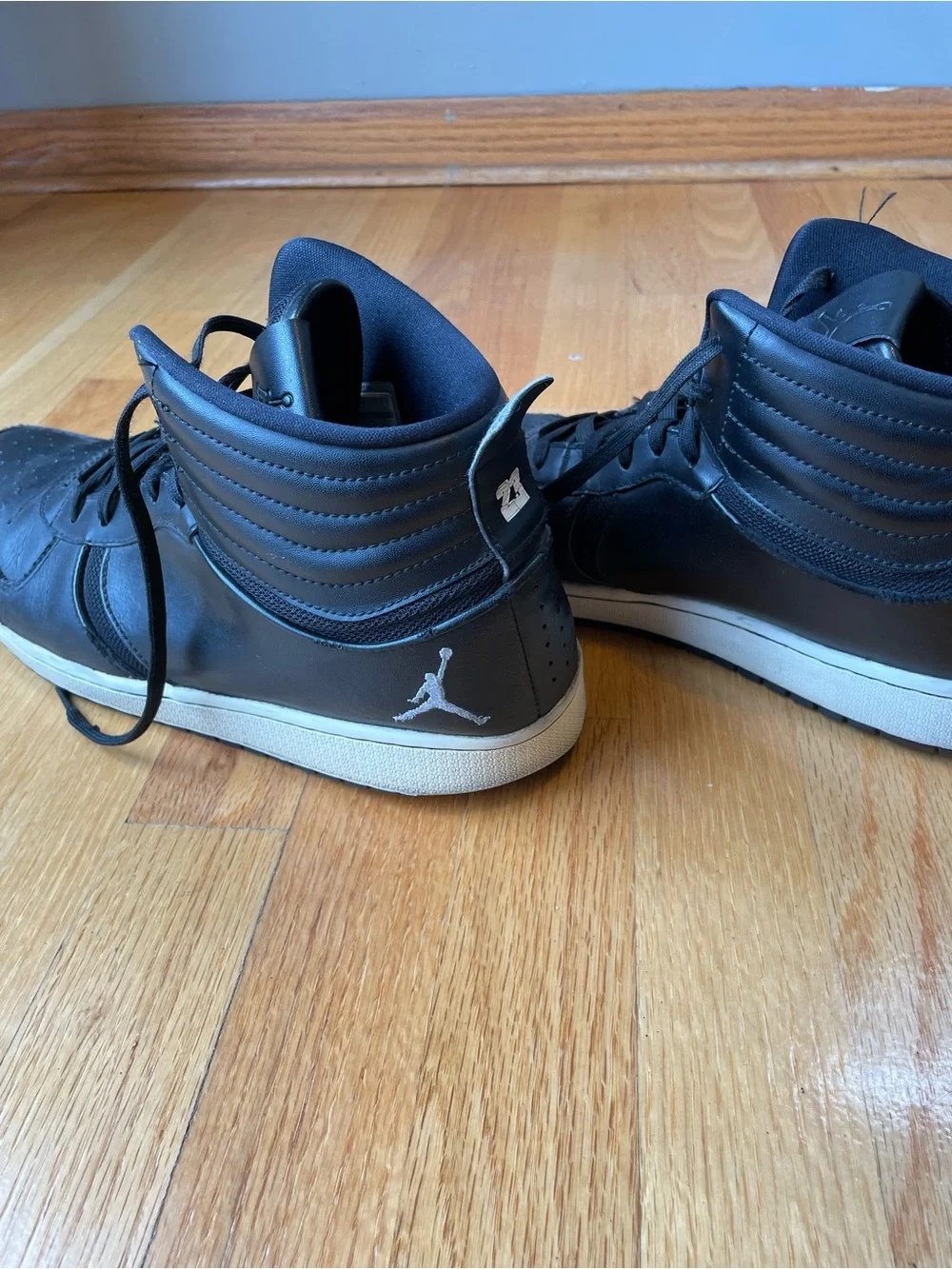 Men’s Size 12 Jordan Heritage Black and White High-Top Sneakers